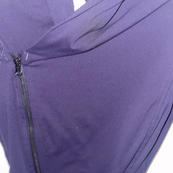 Purple lulu zip - Picture 3 of 3